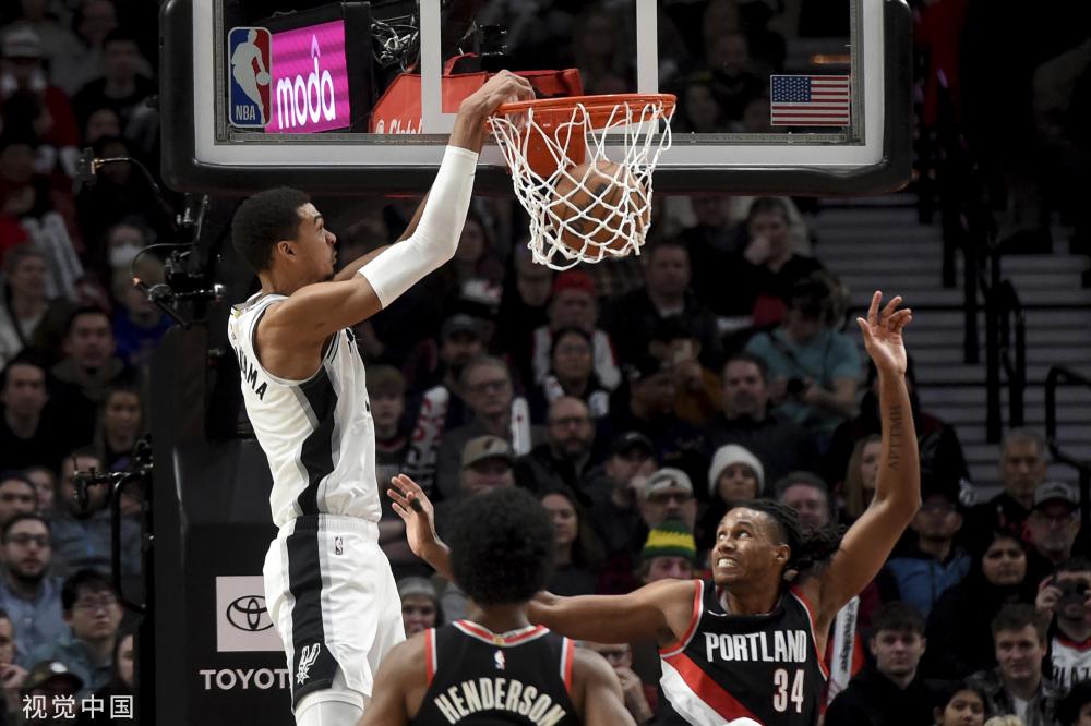 岩井明爱就 岩井明爱就